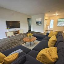 417 Se 12th Ct #6 - Photo 1 of 1