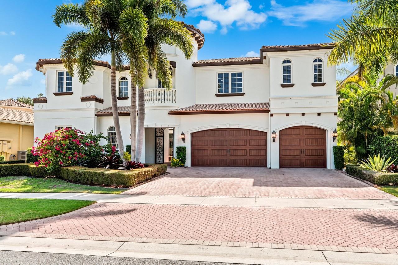 17550 Circle Pond Ct - Photo 4 of 50