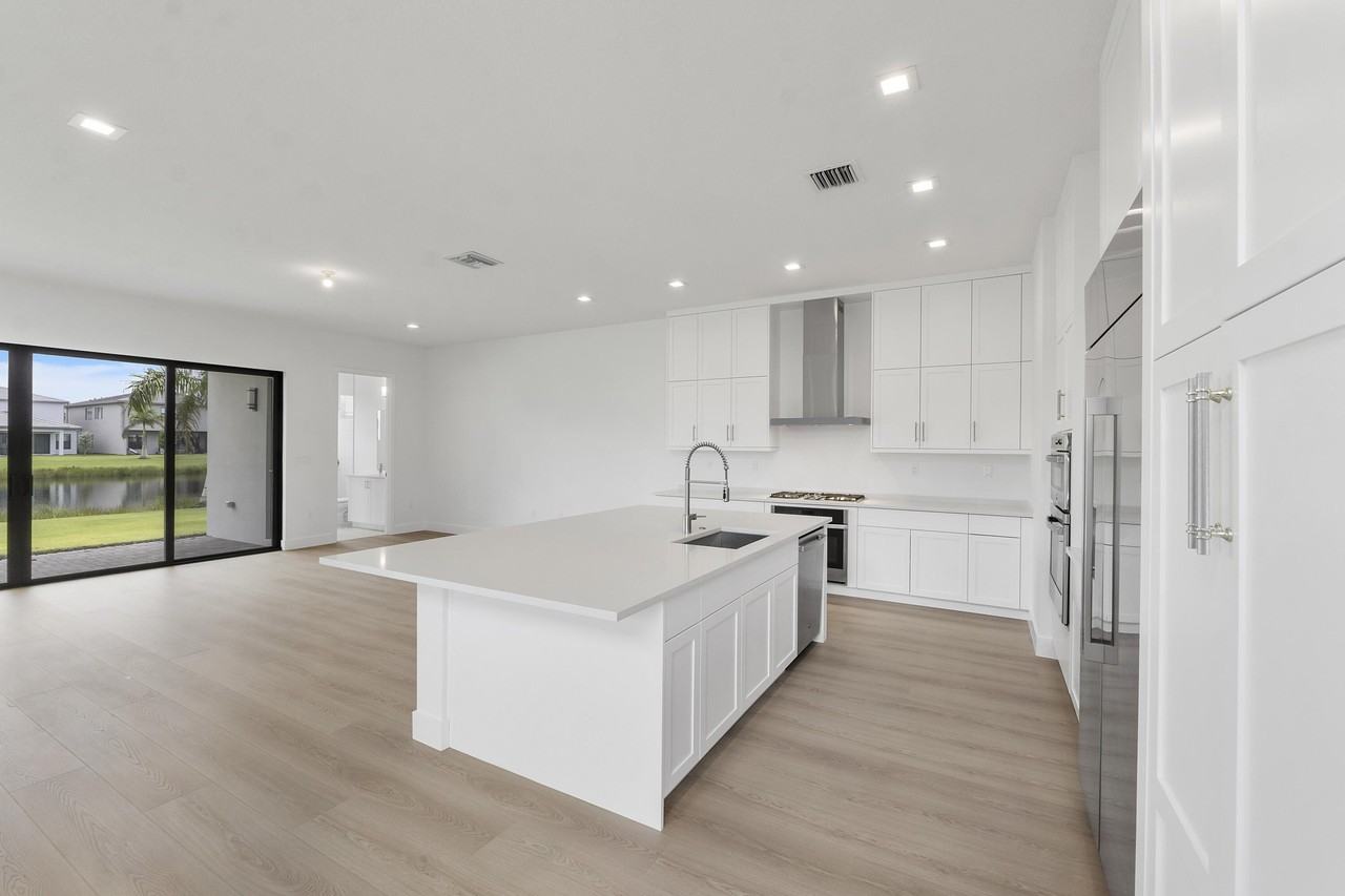 9322 Sunflower Meadow Rd - Photo 7 of 50