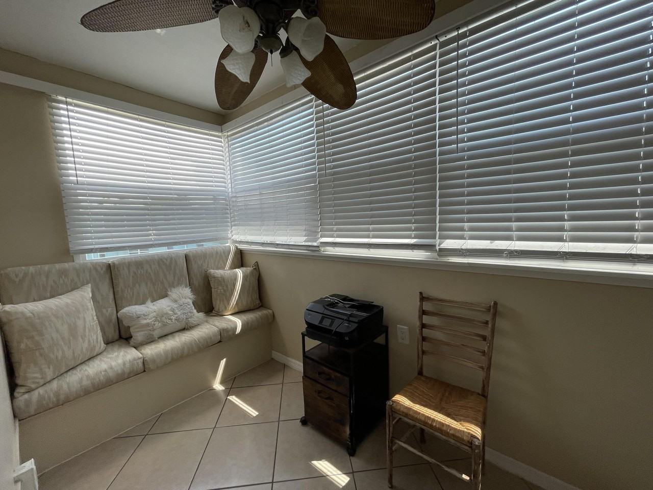 229 Se 1st Ave #203 - Photo 6 of 18