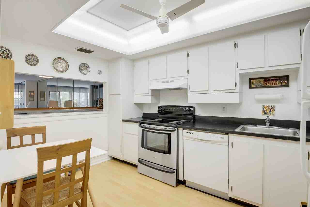 3154 Via Poinciana #116 - Photo 6 of 19