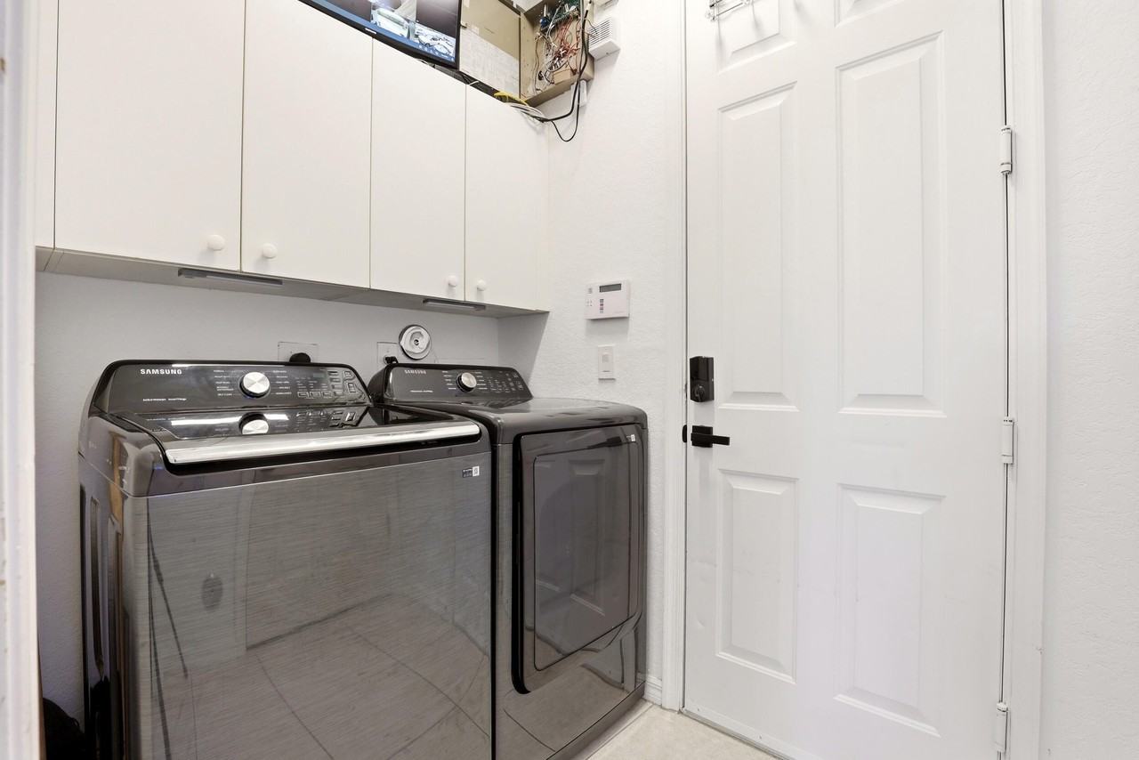 80 Nottingham Pl - Photo 6 of 23