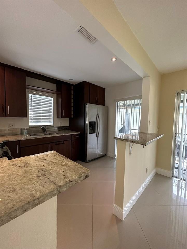 3001 Nw 4th Ter #152 - Photo 4 of 36