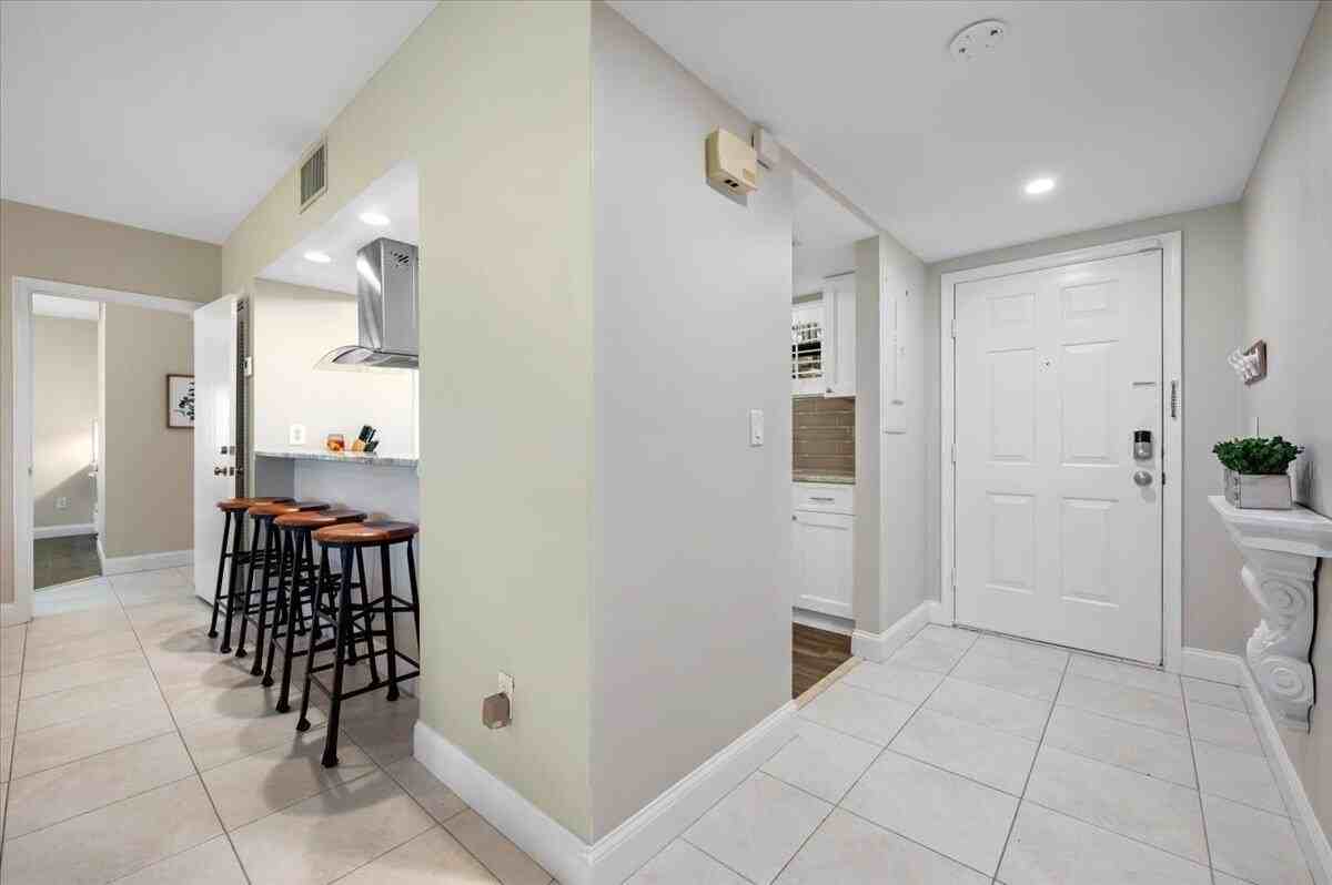 13334 Polo Club Rd #226 - Photo 5 of 44