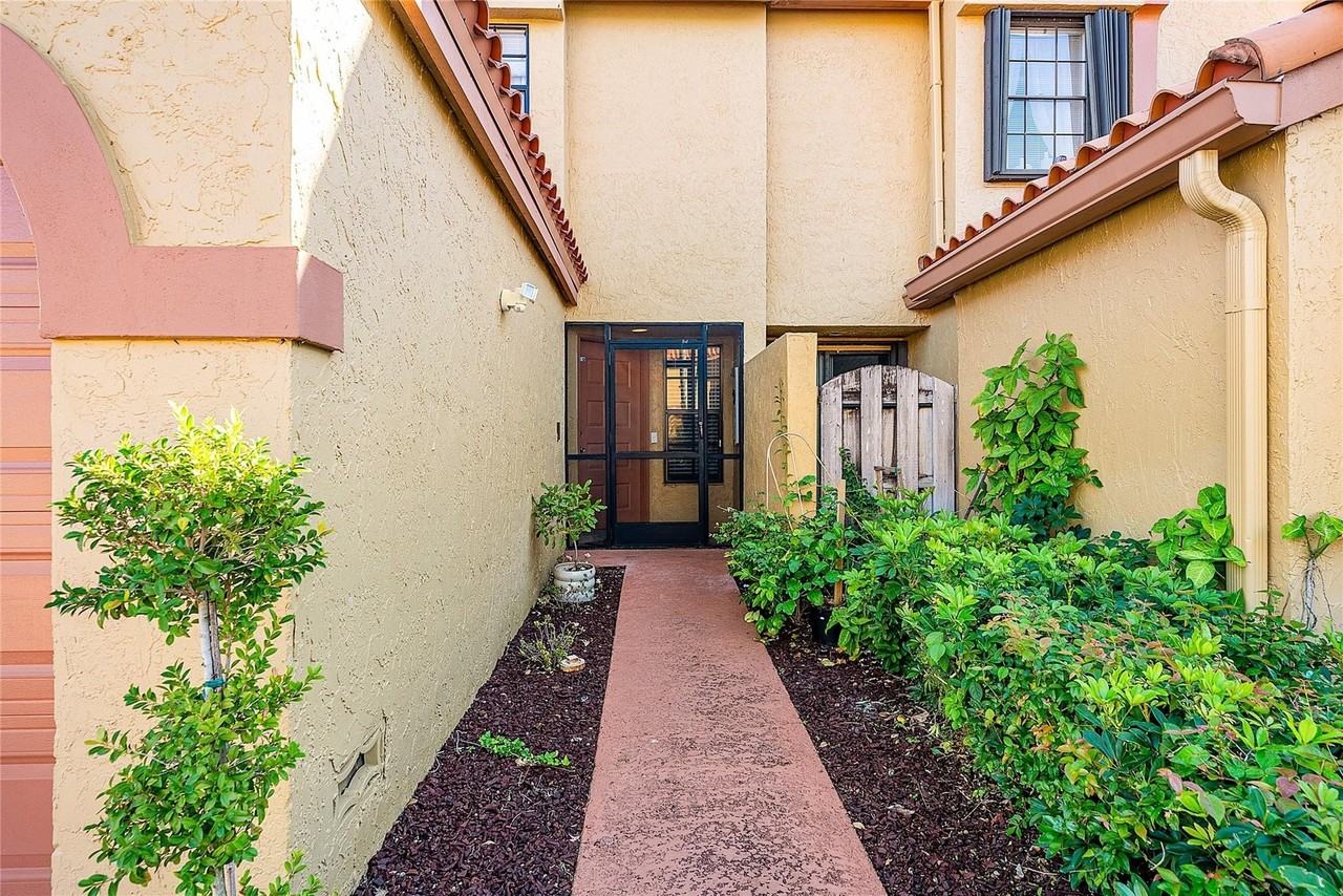 19918 Villa Lante Pl #19918 - Photo 4 of 38