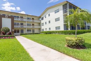 158 Mansfield D - Photo 1 of 1