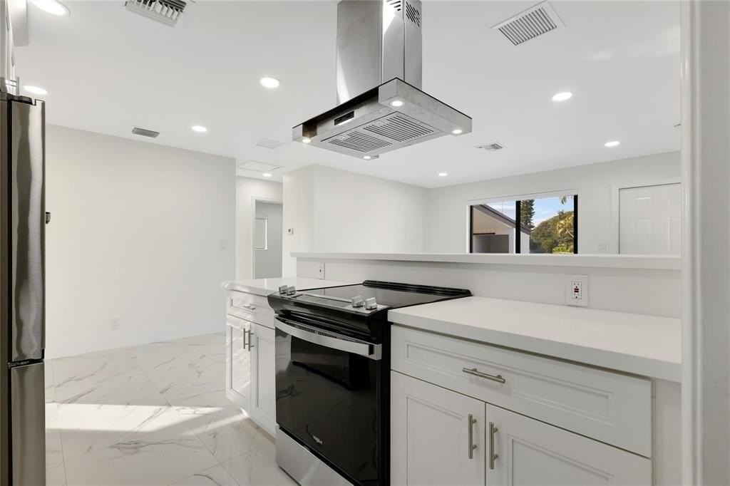 6374 Sw 2nd St - Photo 2 of 16