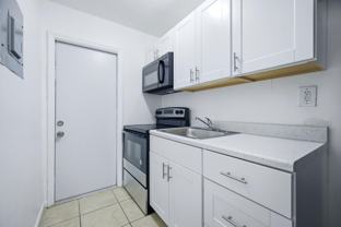 750 Nw 56th St #4 - Photo 1 of 1