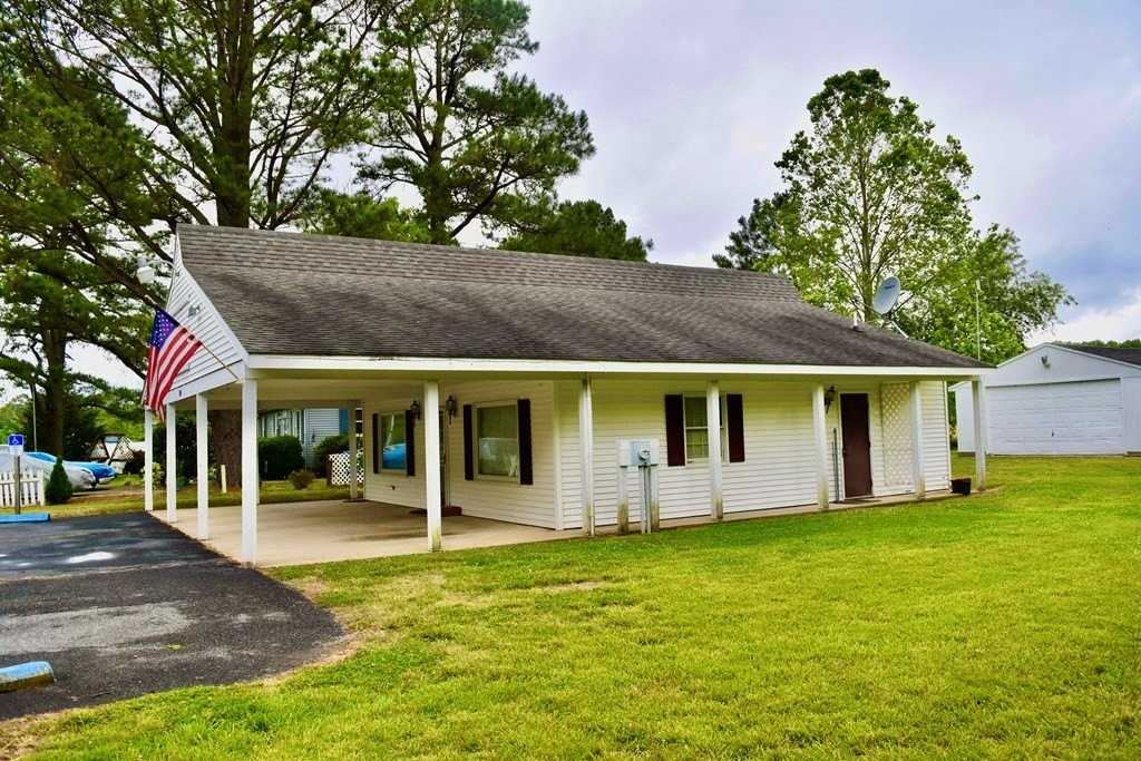 33453 Chincoteague Rd - Photo 4 of 24