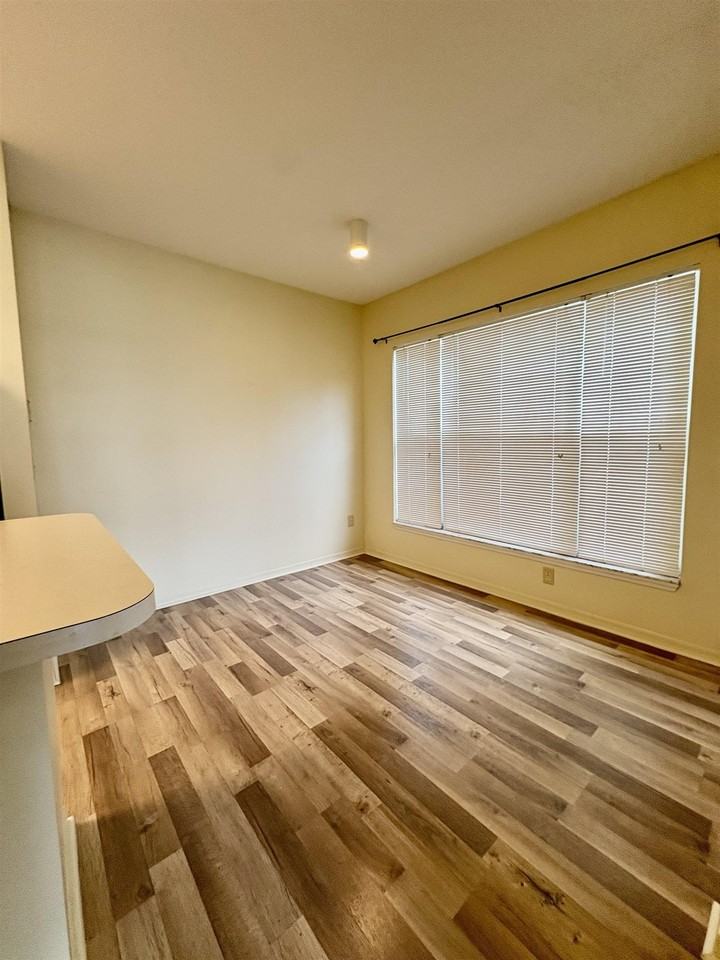 25113 Harbour Vista Cir - Photo 3 of 13