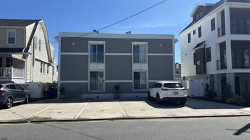 featured image of 21 S Madison Ave #1