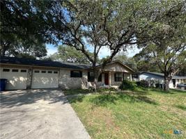 featured image of 826 Timber Dr