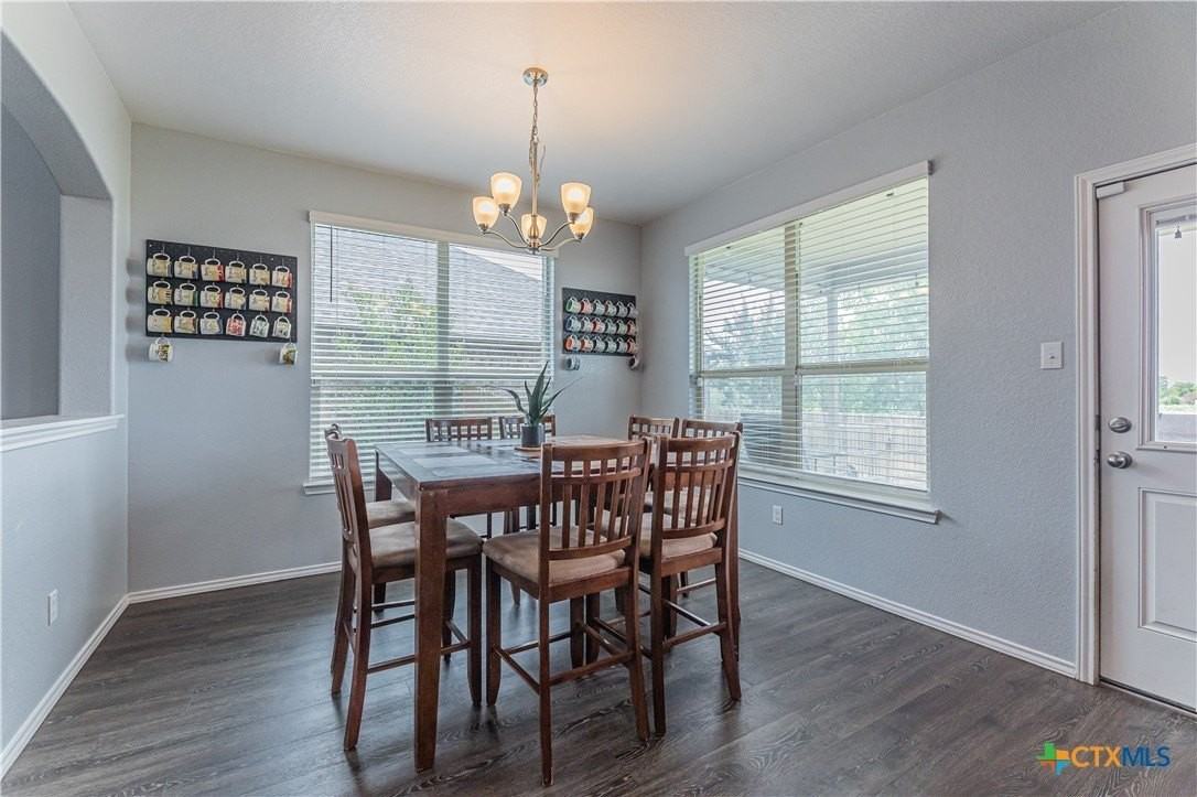 267 Bainbridge Rd - Photo 5 of 20