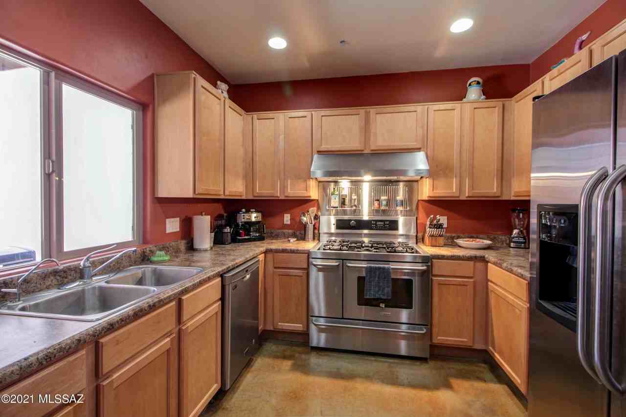 5324 S Civano Blvd - Photo 4 of 28