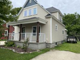 featured image of 444 College Ave #1