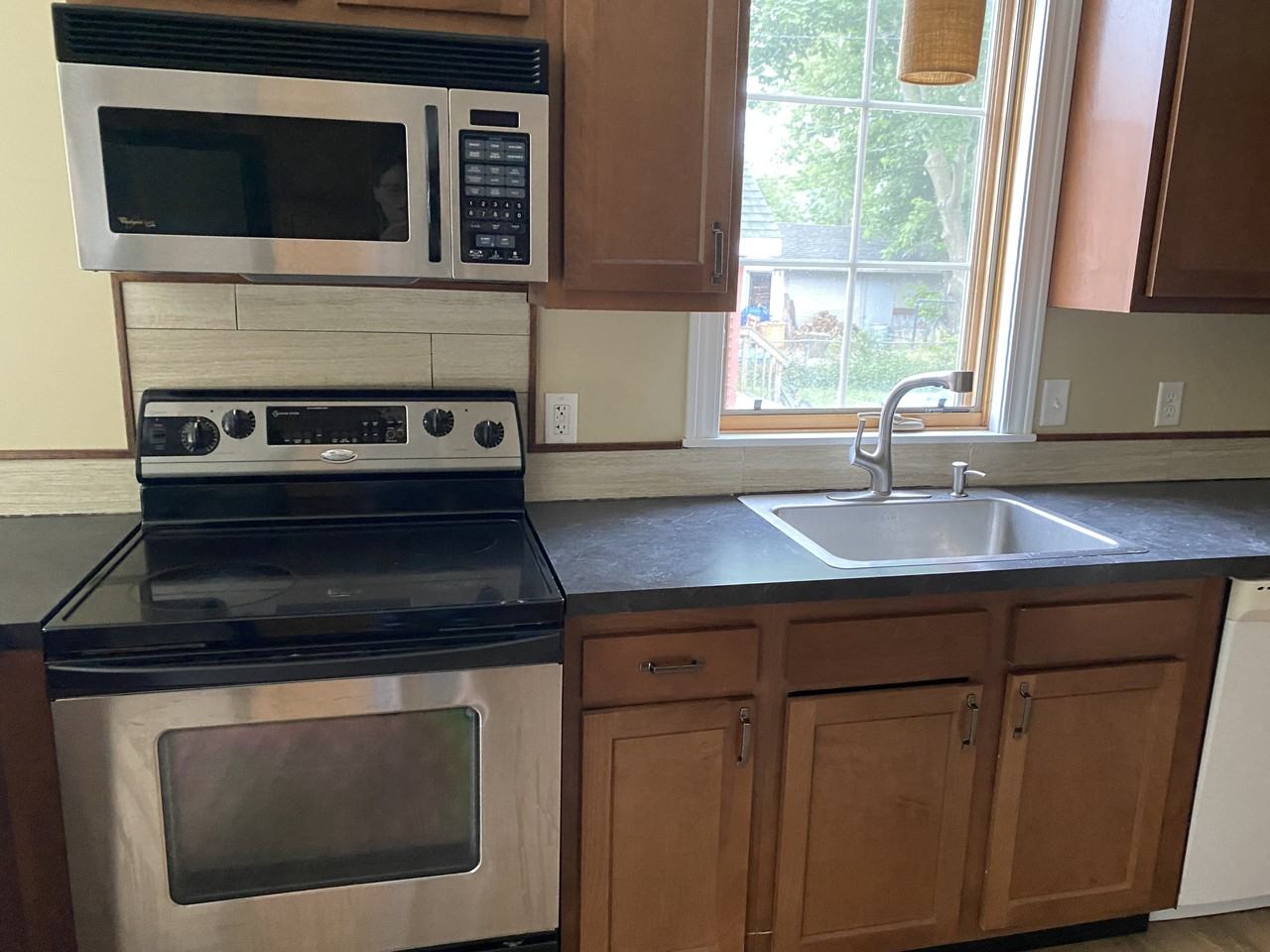 444 College Ave #1 - Photo 4 of 24