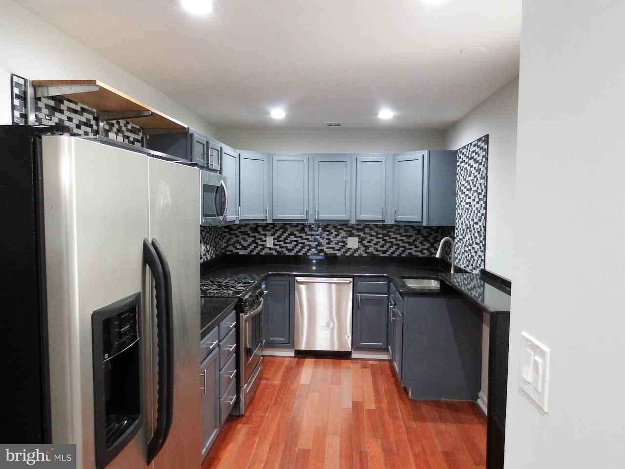 924 S Robinson St - Photo 5 of 20