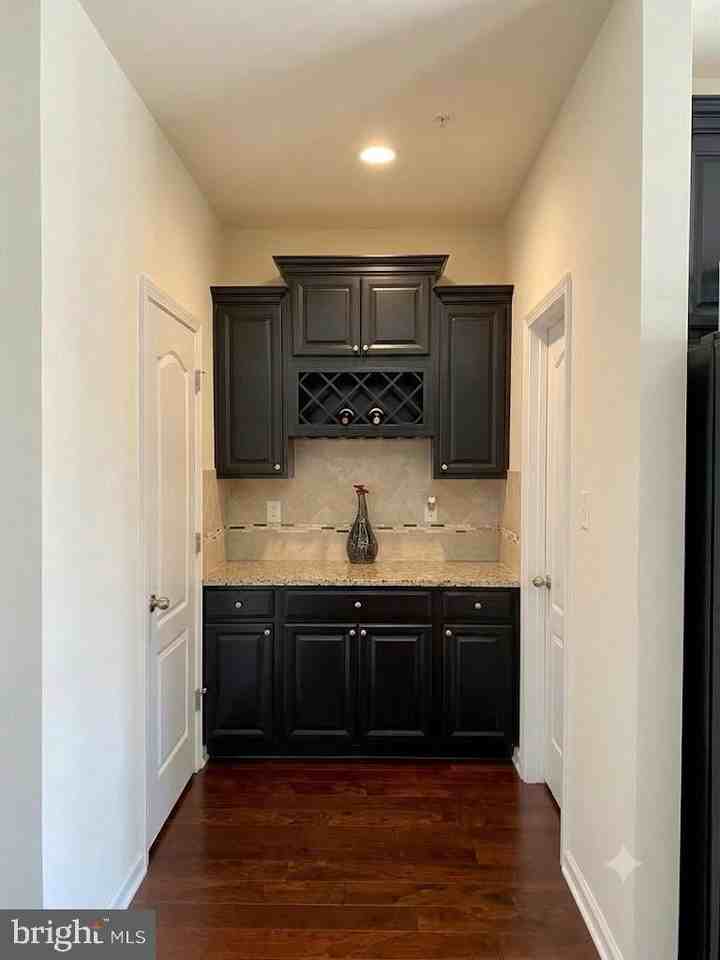7014 Foxton Way - Photo 3 of 29