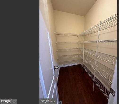 7014 Foxton Way - Photo 4 of 29