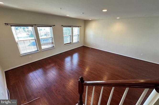 7014 Foxton Way - Photo 5 of 29
