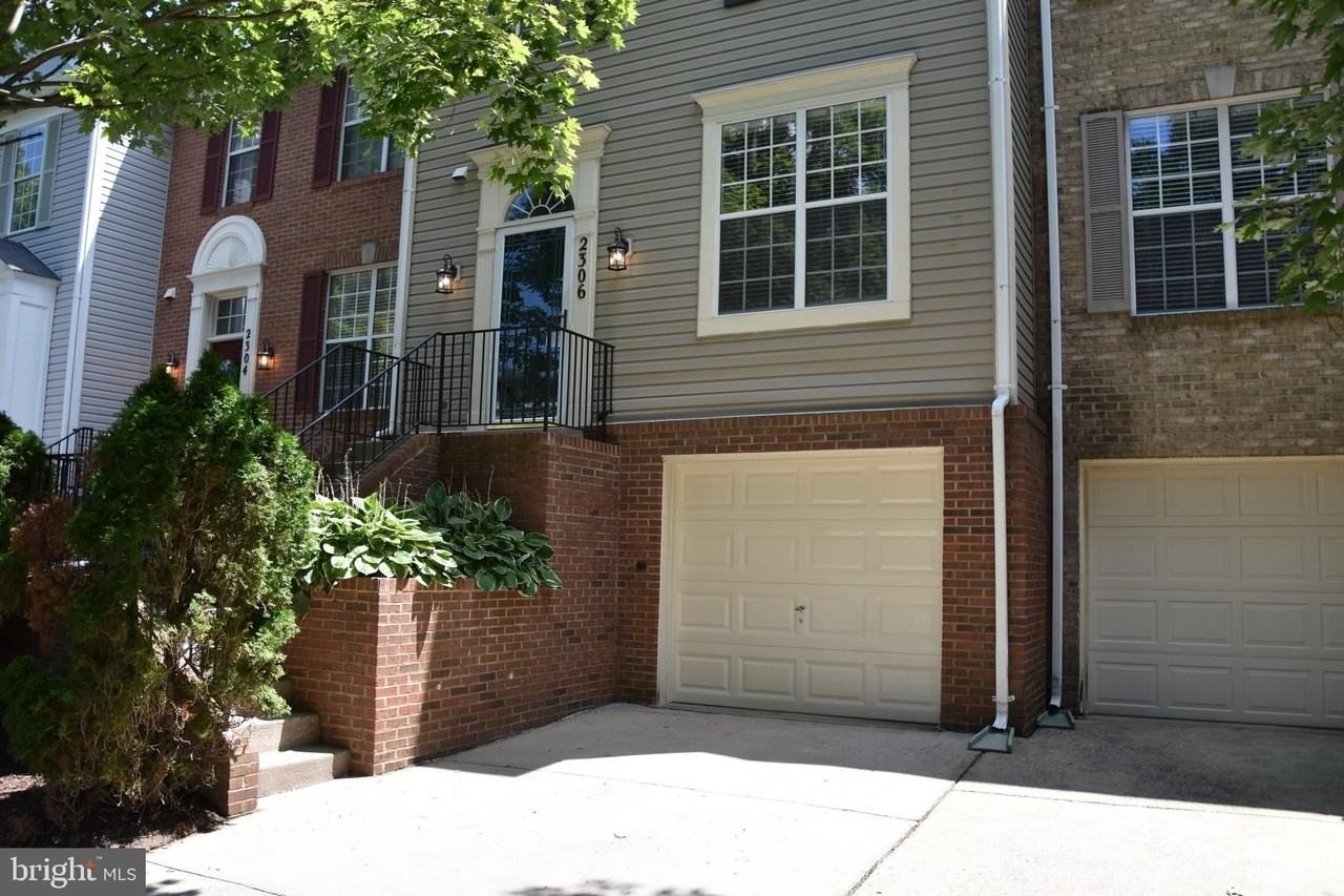 2306 Cold Meadow Way - Photo 4 of 43