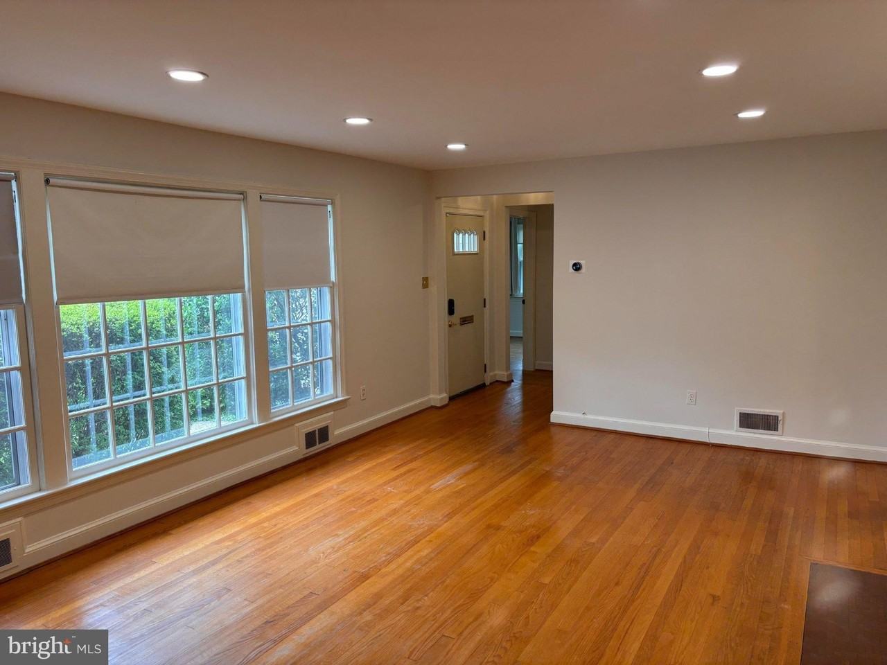 5602 Pollard Rd - Photo 3 of 31