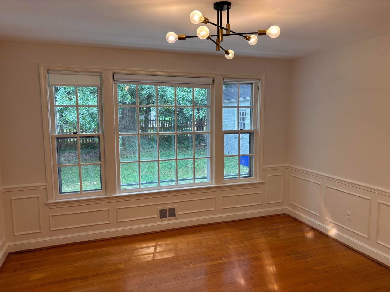 5602 Pollard Rd - Photo 6 of 31