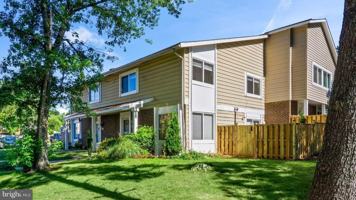featured image of 18531 Bay Leaf Way