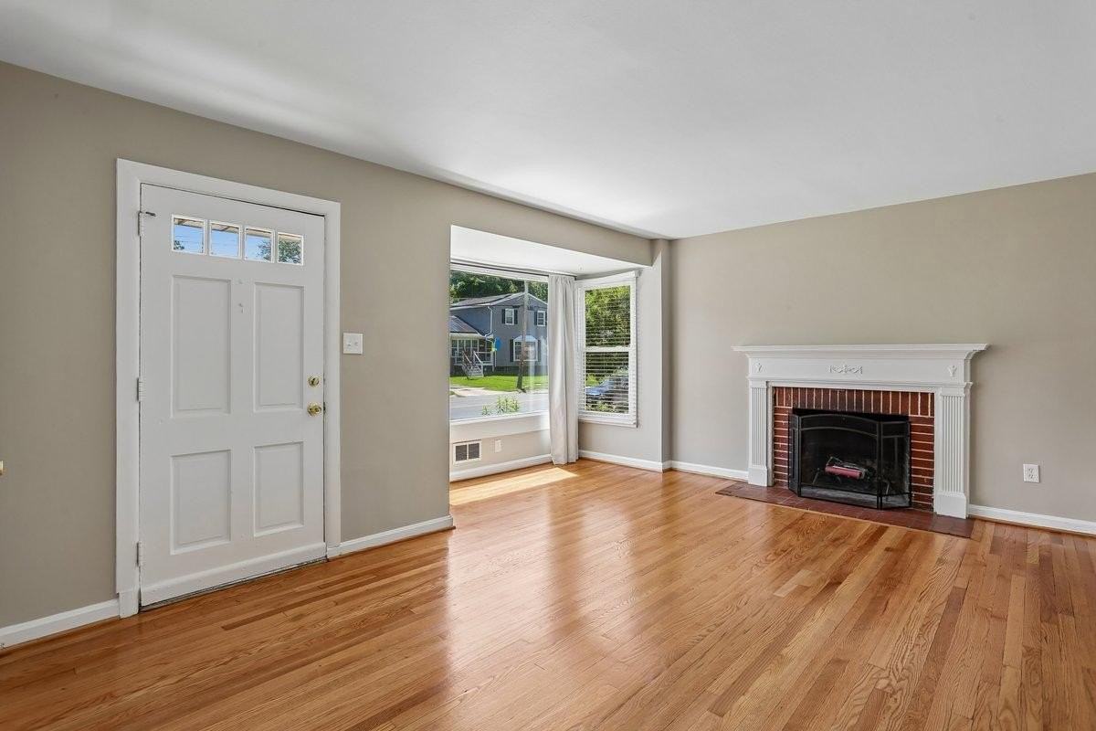 11105 Stillwater Ave - Photo 2 of 26