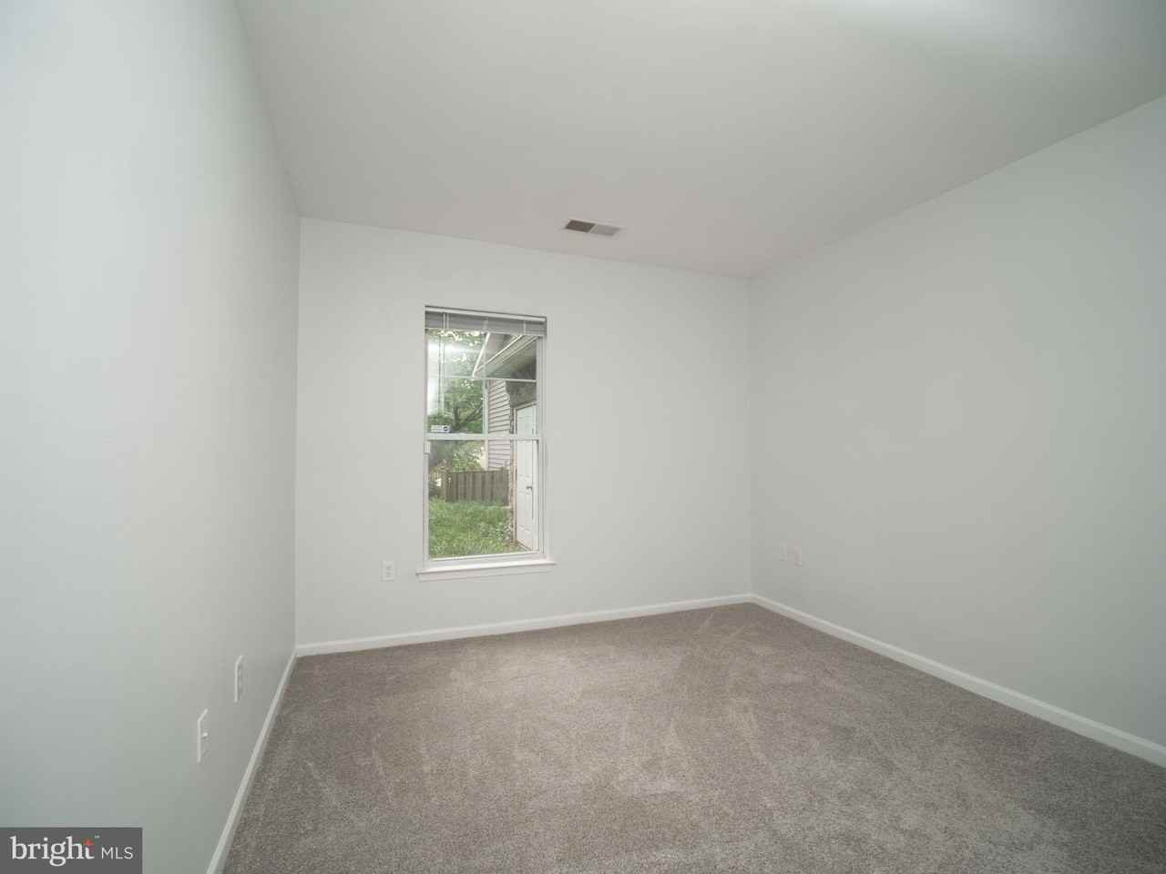 1311 Karen Blvd #105 - Photo 5 of 8
