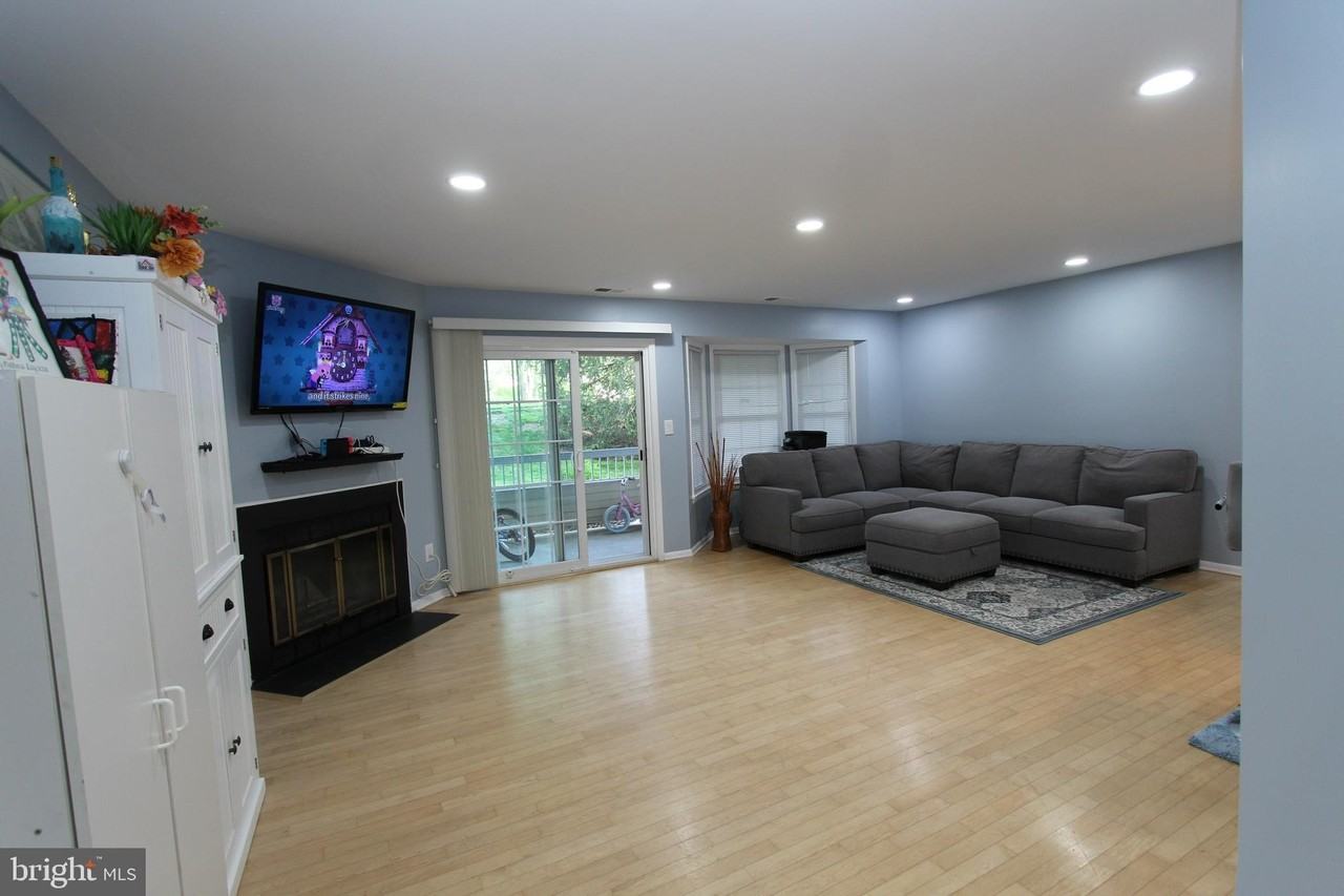 119 Acadia Ct #3 - Photo 3 of 24