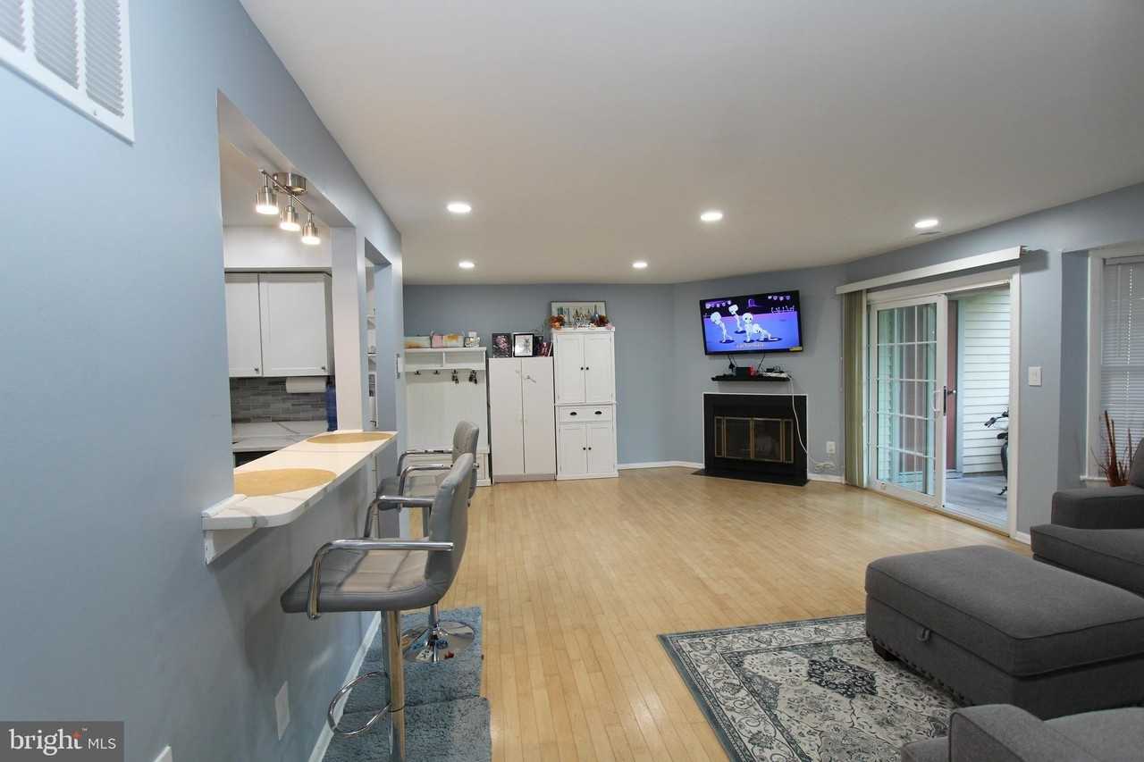 119 Acadia Ct #3 - Photo 5 of 24