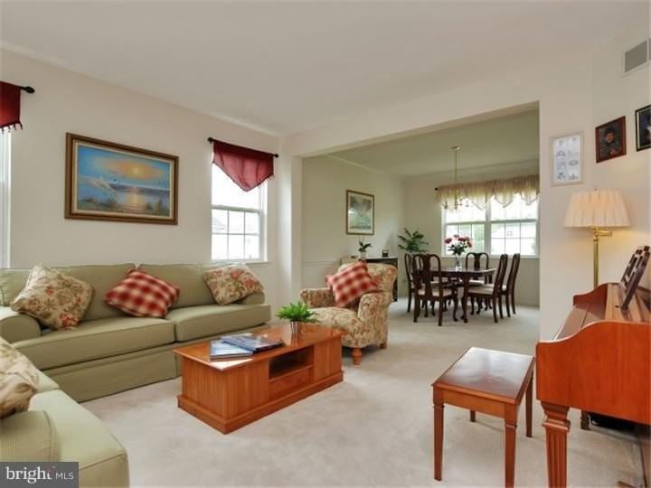 3 Kirby Cir - Photo 3 of 25