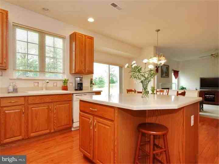 3 Kirby Cir - Photo 6 of 25