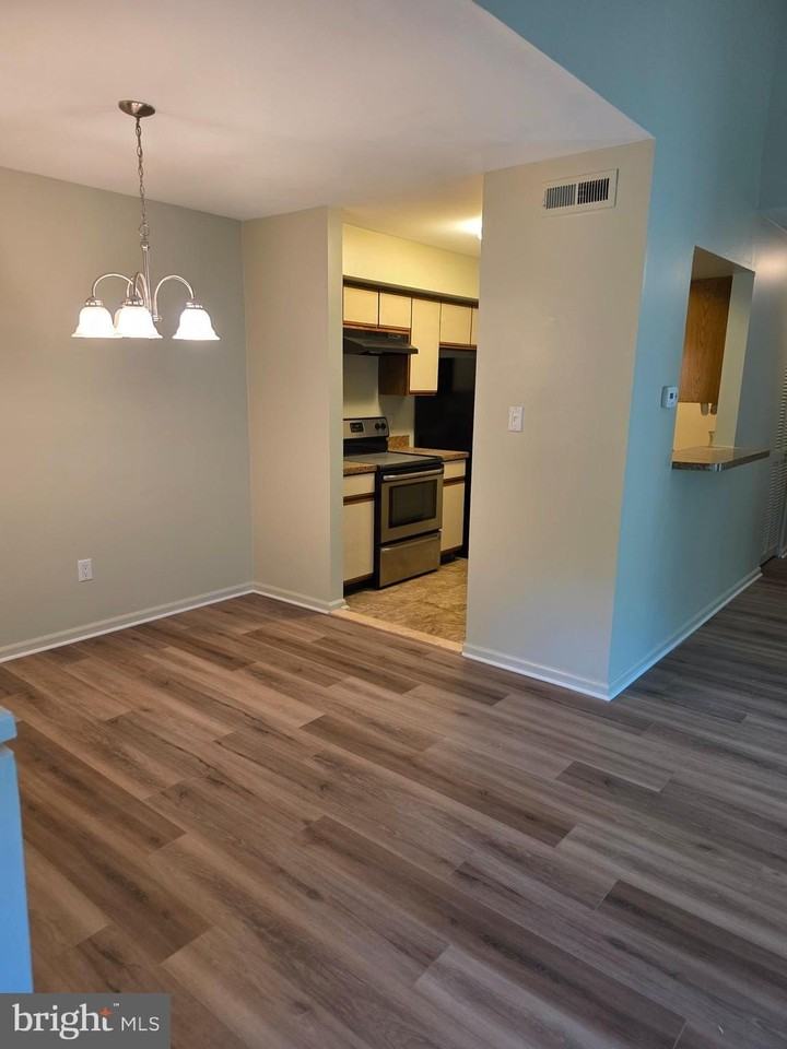 3503 Bennett Pl #2 - Photo 2 of 12