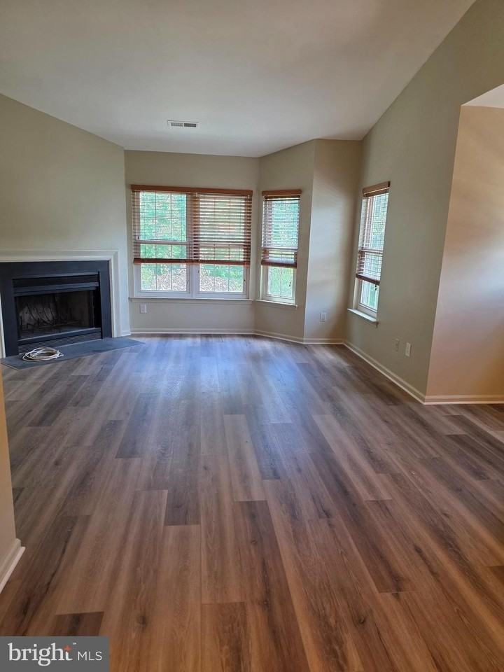 3503 Bennett Pl #2 - Photo 6 of 12