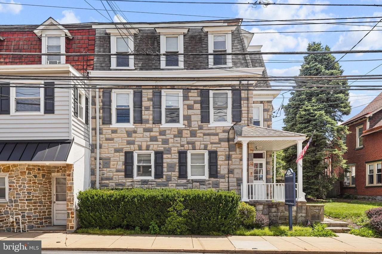 116 E King St - Photo 4 of 27