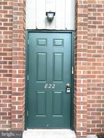 featured image of 822-A Putnam Blvd