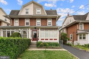 featured image of 809 Ardmore Ave