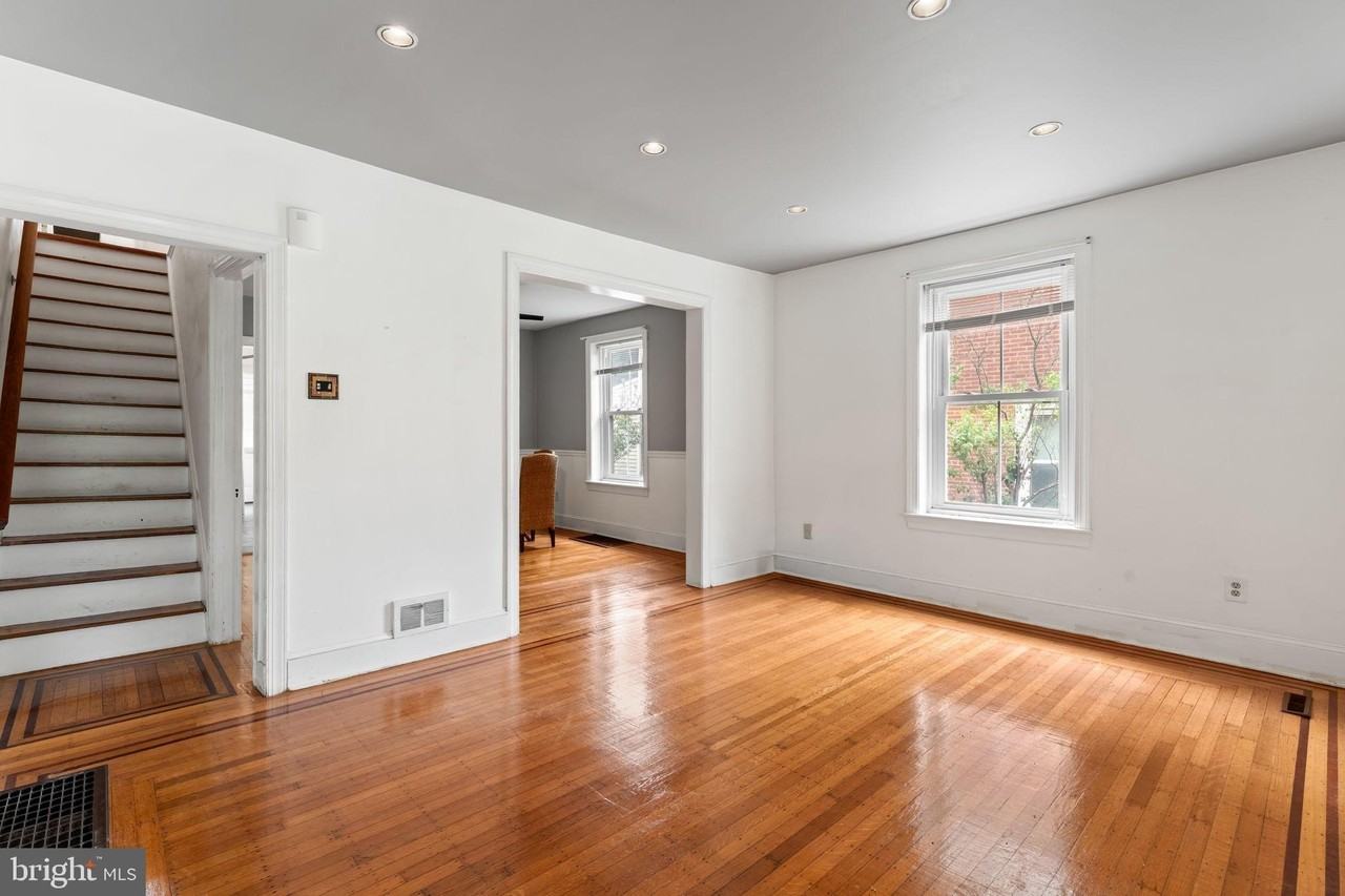 809 Ardmore Ave - Photo 6 of 32