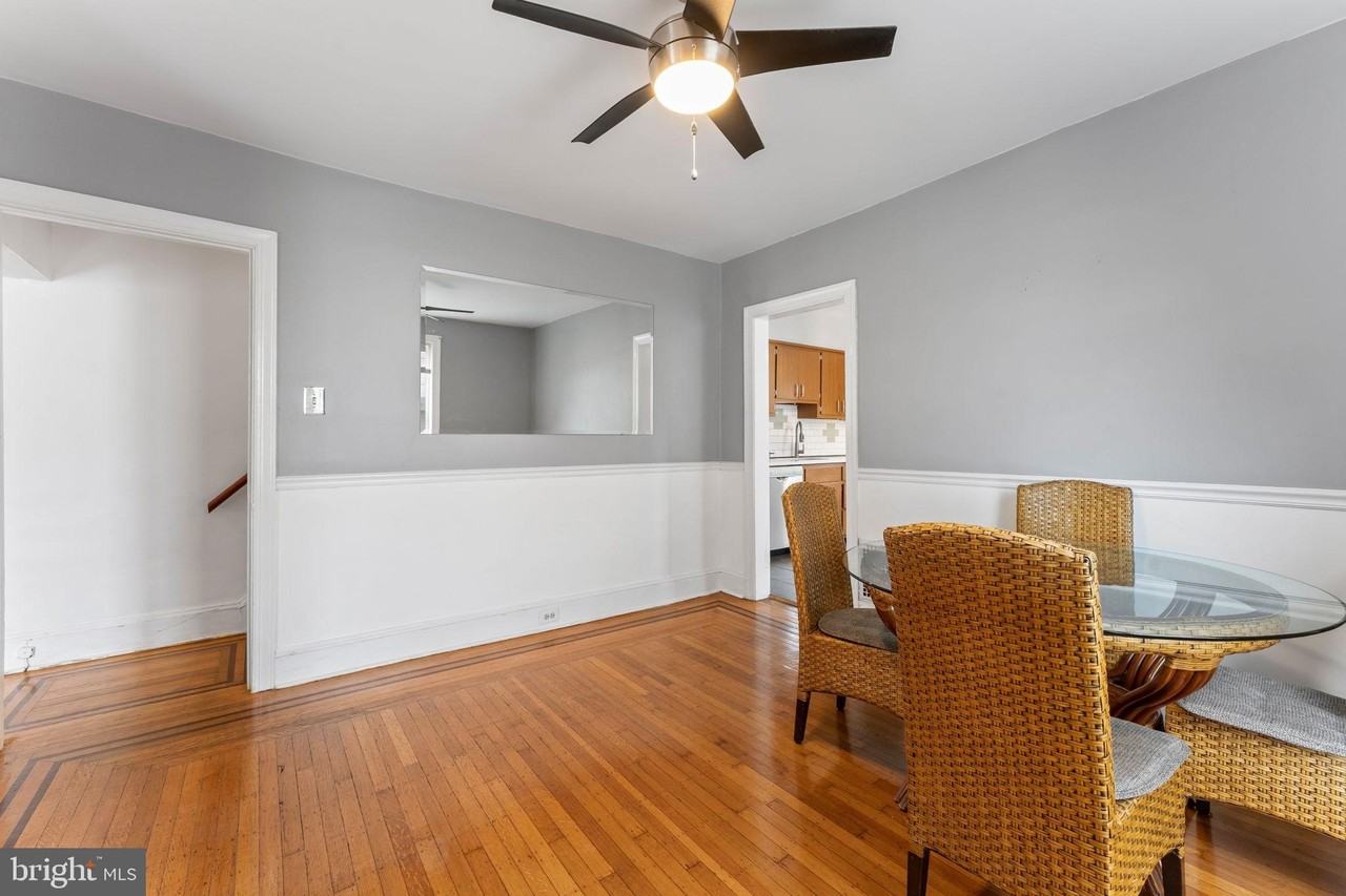 809 Ardmore Ave - Photo 7 of 32