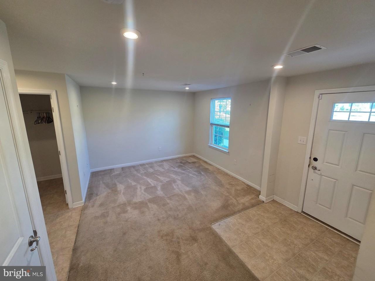 235 Compass Dr - Photo 6 of 35