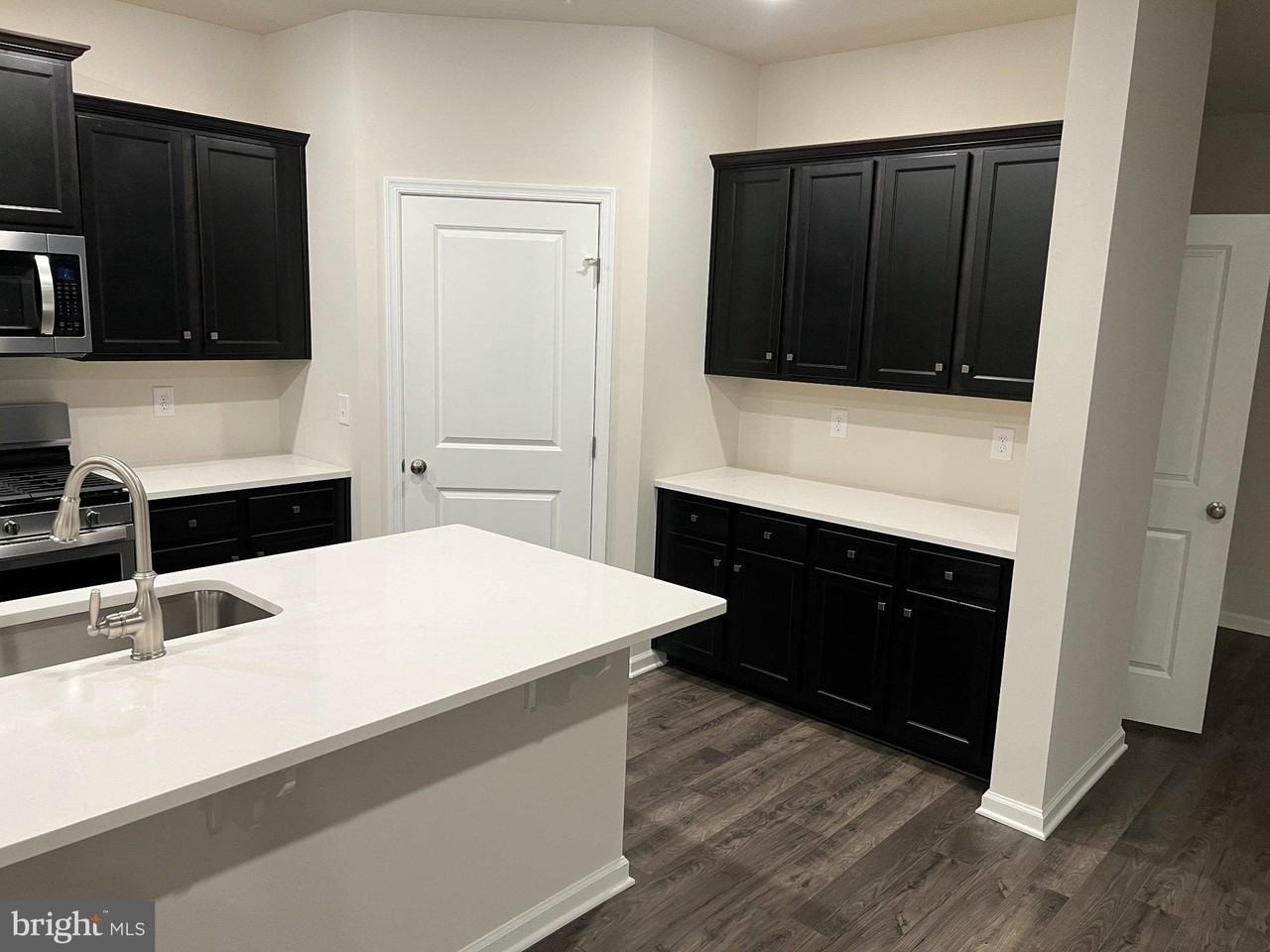 8 Egret Way - Photo 3 of 10