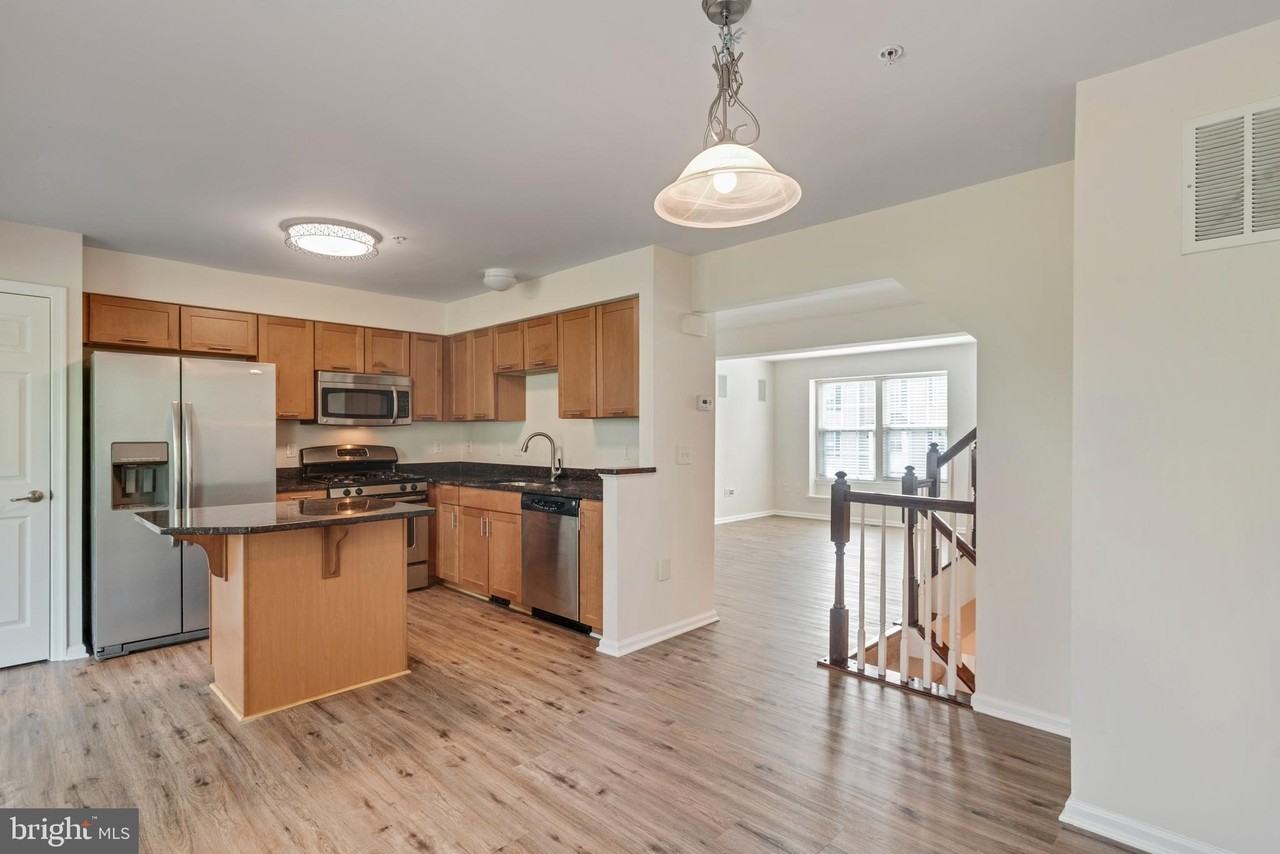 201 Susan Cir - Photo 4 of 15