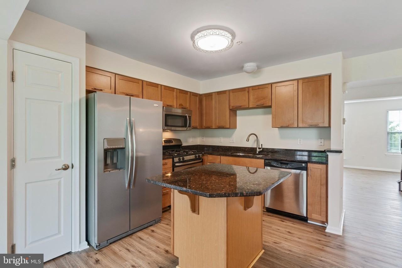 201 Susan Cir - Photo 5 of 15
