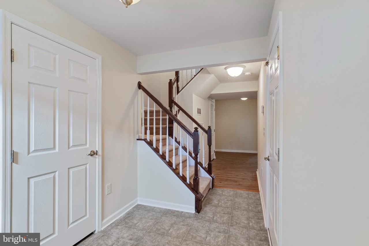201 Susan Cir - Photo 7 of 15