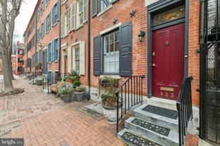 423 S Carlisle St - Photo 1 of 1