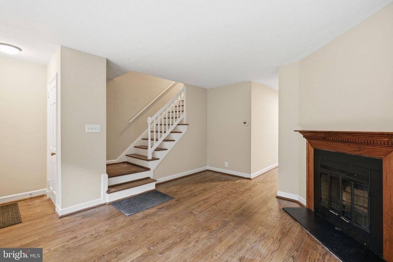 4844 28th St S #B - Photo 3 of 25