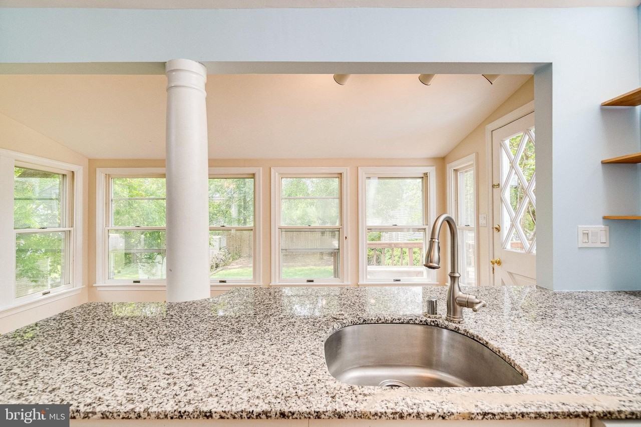 3520 14th St N - Photo 4 of 50