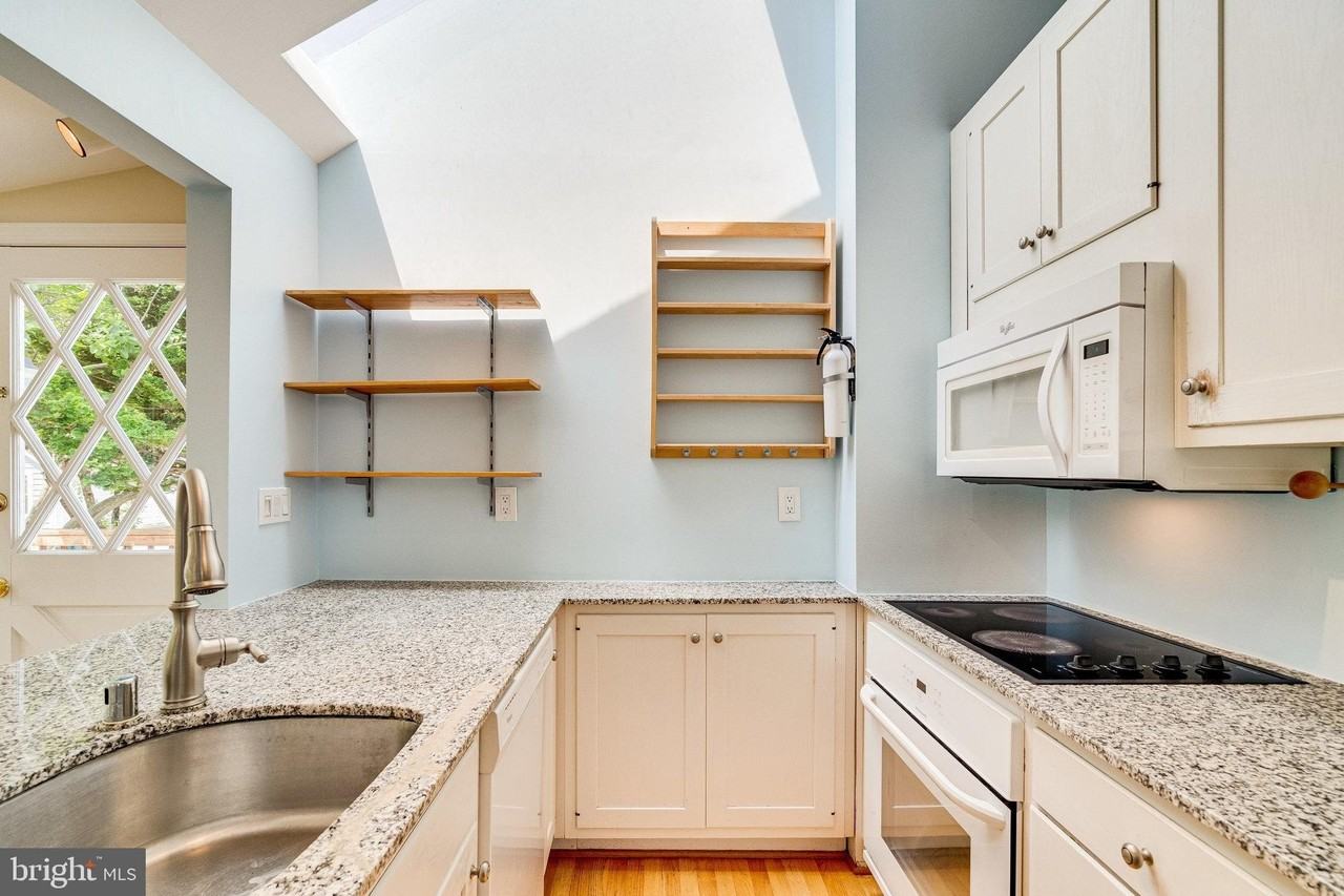 3520 14th St N - Photo 6 of 50